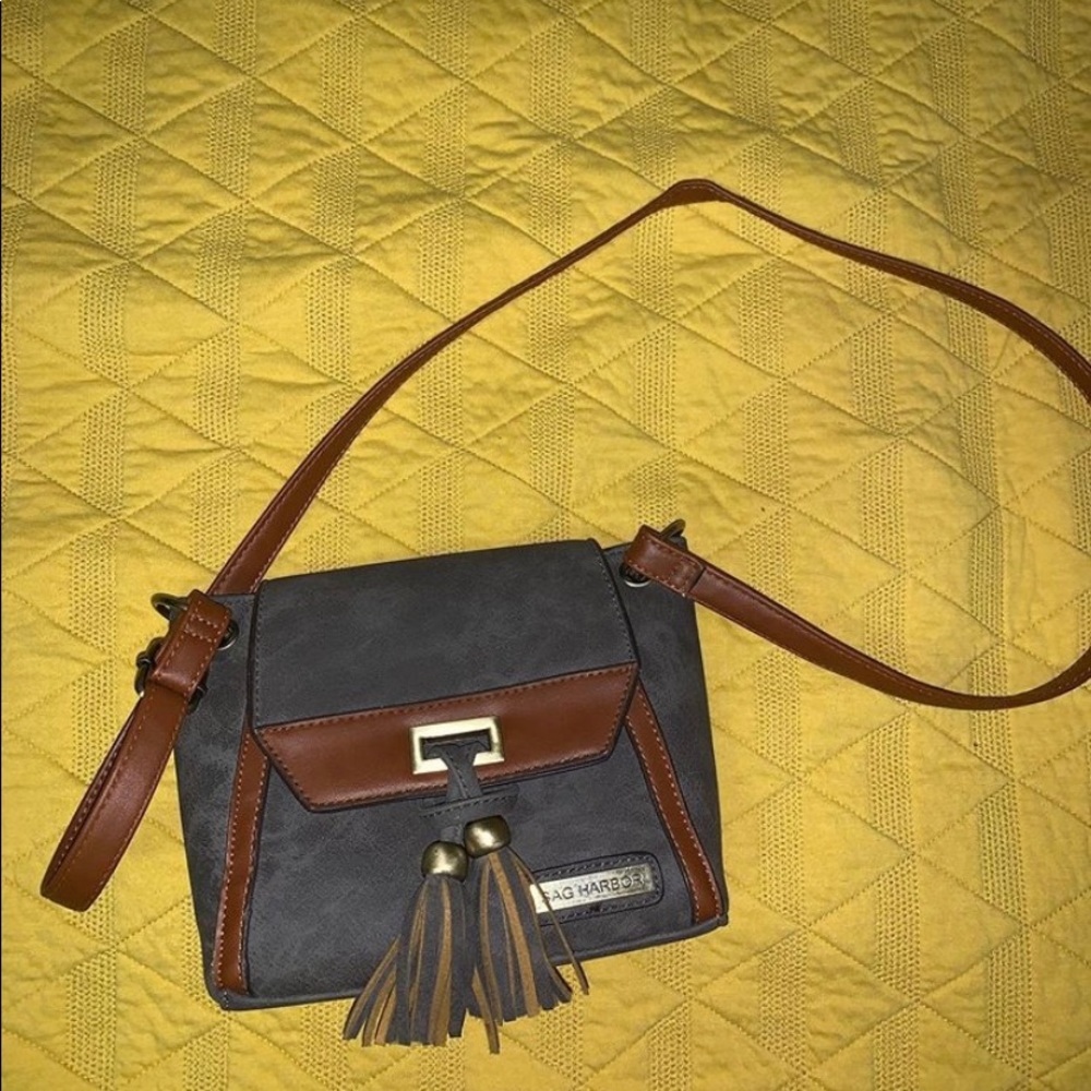 Sag Harbor cross body bag